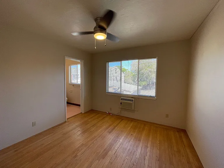 East Sacramento Charmer at 3349/3357 I Street — Photo 8