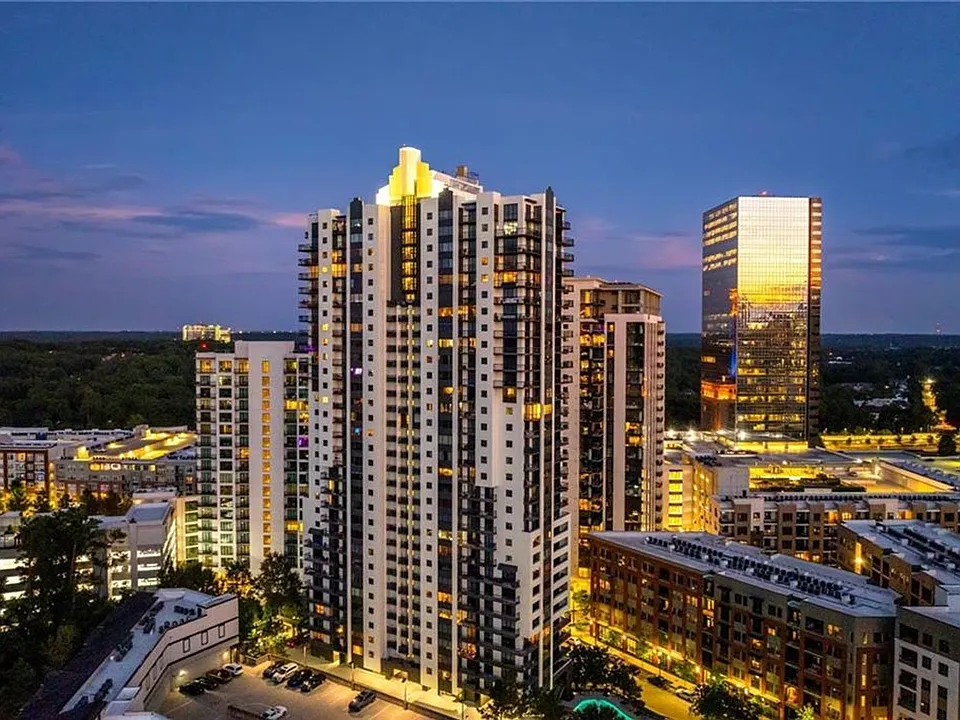 3481 Lakeside Dr NE #1007