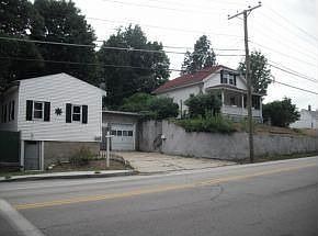 2nd image of 15 Allds St