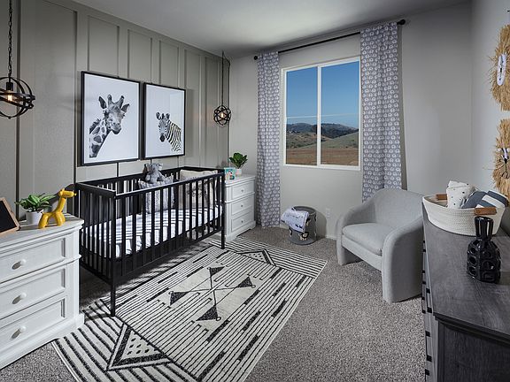 SCA_MagnoliaAtTheFairways_Plan3_Bedroom3_35213BraidPlace_Model