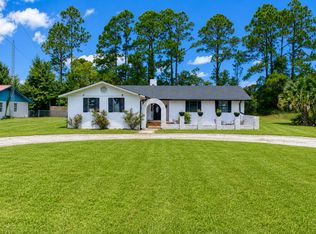 3077 Highway 98 E, Lanark Village, FL 32323