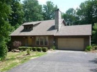 4 Colonel Watson Dr, New Richmond, OH 45157