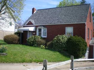 240 Lincoln Hall Rd, Elizabeth, PA 15037