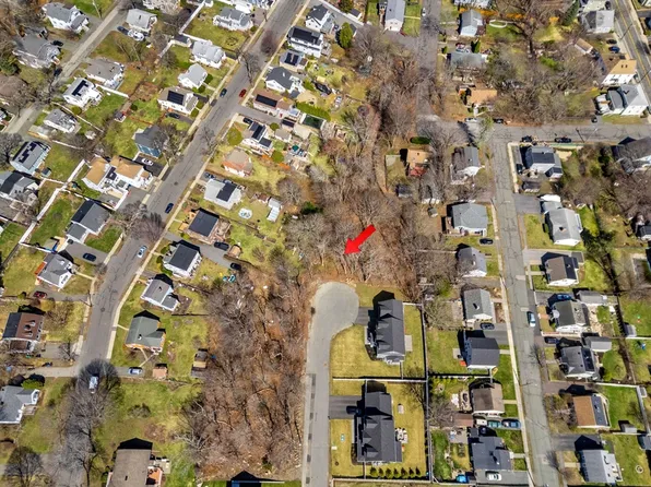 114 Livingstone Ave, Beverly, MA 01915