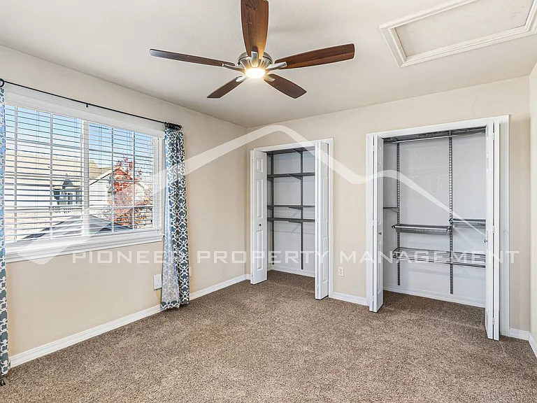 438 N Parkside Dr #A — Photo 14