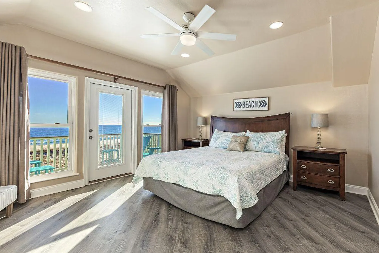 6 bed, 7.0 bath, 3896 sqft, $8,493 — Photo 4