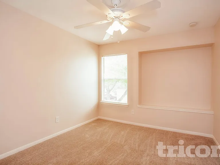 7717 Intrepid St — Photo 11