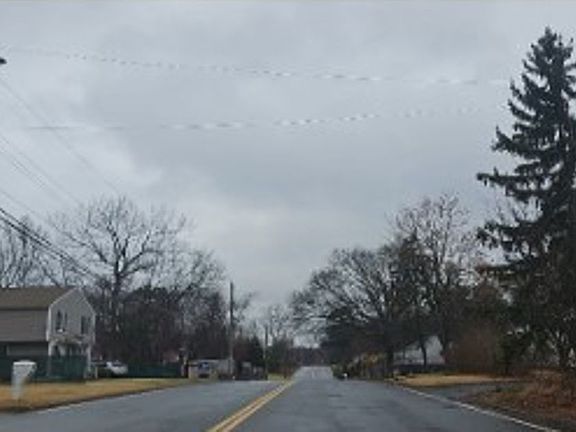 Exterior Neighborhood (street photo)