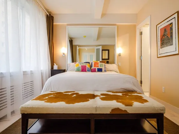 230 Central Park South image 15 of 17