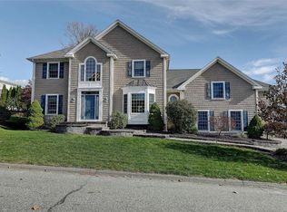 1 Barrington Ave, Barrington, RI 02806