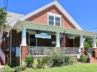 221 E Main St, Purcellville, VA 20132