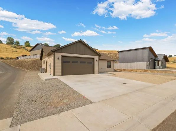 1685 Bennett Hill Dr, Clarkston, WA 99403