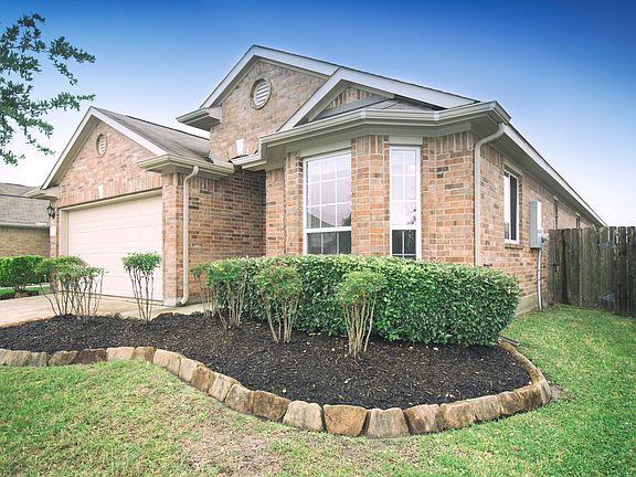 2nd image of 2613 Los Alamos Cir