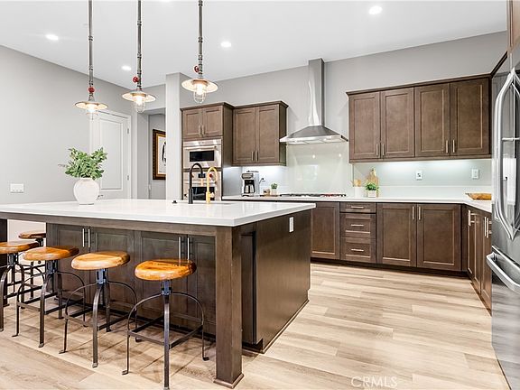 4th image of 20 Entonar Rd