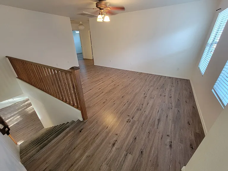 1289 E Clifton Ave — Photo 24