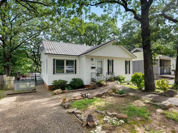 2515 North Dr, North Little Rock, AR 72118
