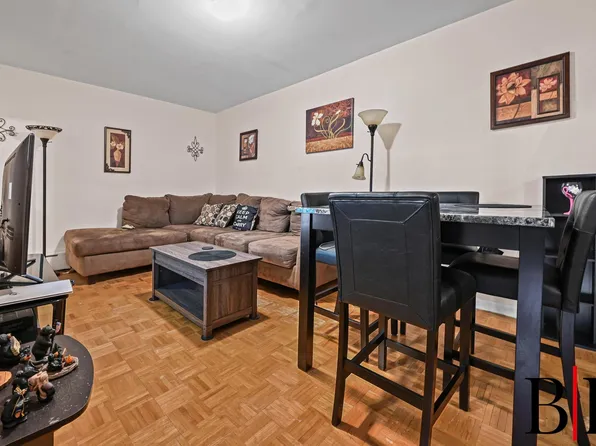 2401 East 63rd Street image 6 of 16