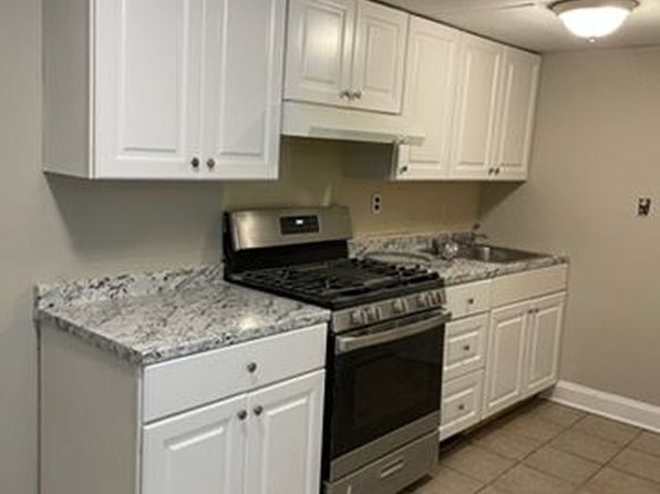 825 Franklin Ave #Up