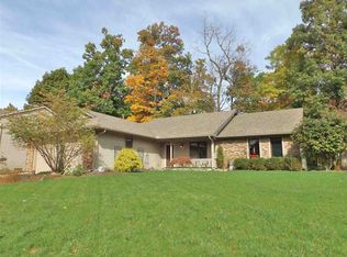 9206 Timber Line Ct, Fort Wayne, IN 46804