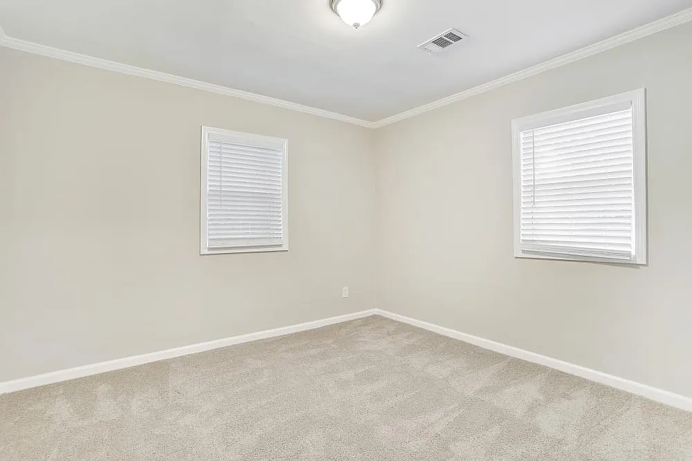 4 bed, 1.5 bath, 2068 sqft, $1,395 — Photo 4