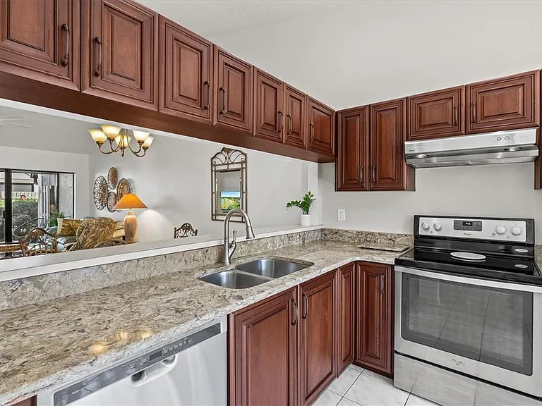 5354 Myrtle Wood #50 — Photo 7