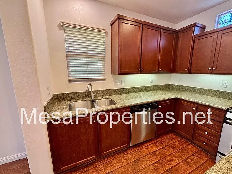12368 Claredon Dr #6 — Photo 40