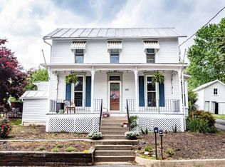 255 Eastview St, Dayton, VA 22821