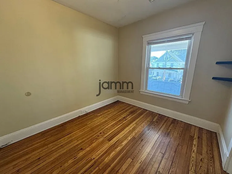 3300 Altoona Rd #4 — Photo 7