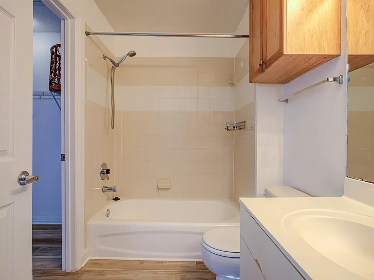 15205 Harbour Vista Cir — Photo 18