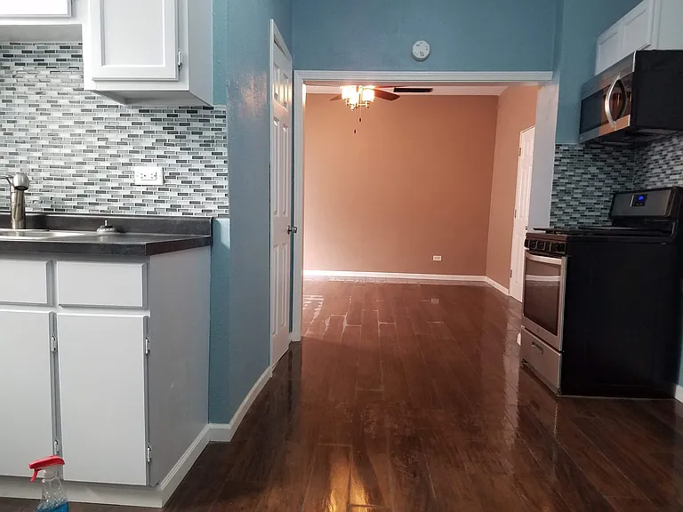 4848 S Honore St #2R — Photo 1