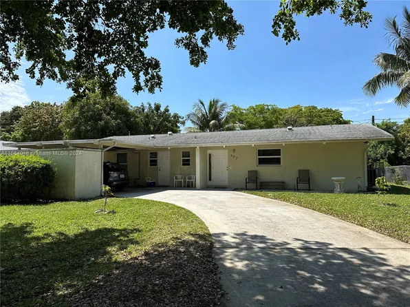 407 Ontario Pl, West Palm Beach, FL 33409