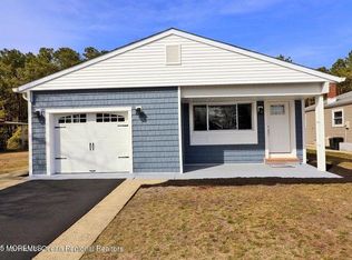 431 Costa Mesa Dr, Toms River, NJ 08757