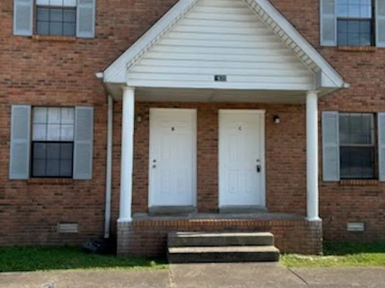 1620 Baltimore Dr #C — Photo 2