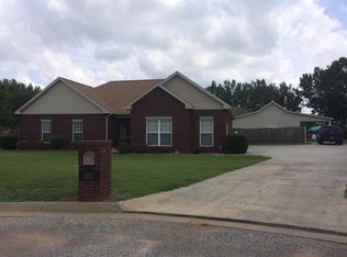 103 Leafwood Cir, Enterprise, AL 36330