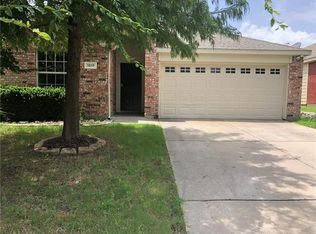 1017 Hampton Dr, Forney, TX 75126