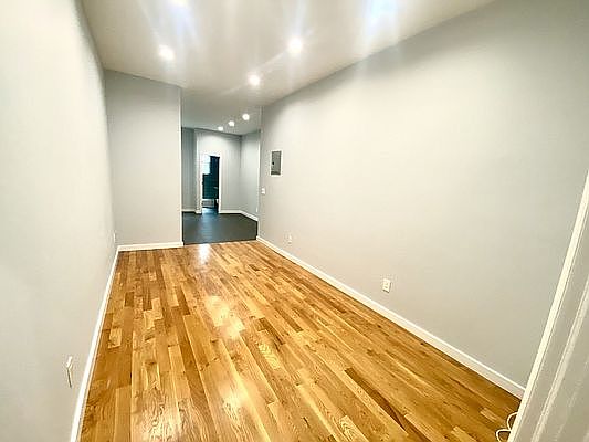 3rd image of 12-34 31st Dr #3A
