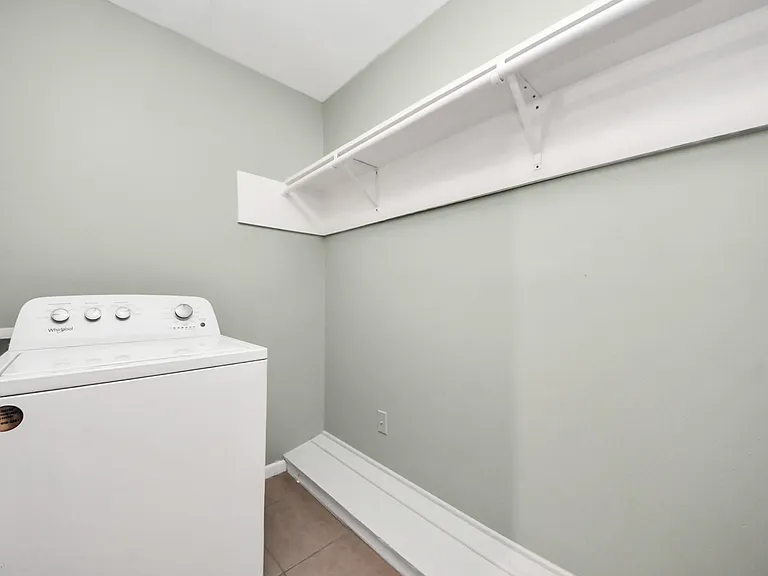 44 Tri Oaks Ln #44 — Photo 17