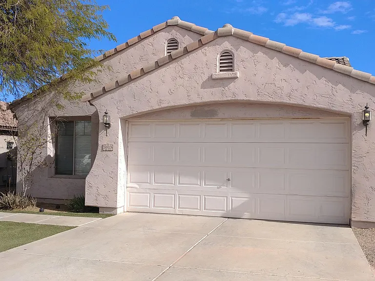 5513 S 7th Dr — Photo 1