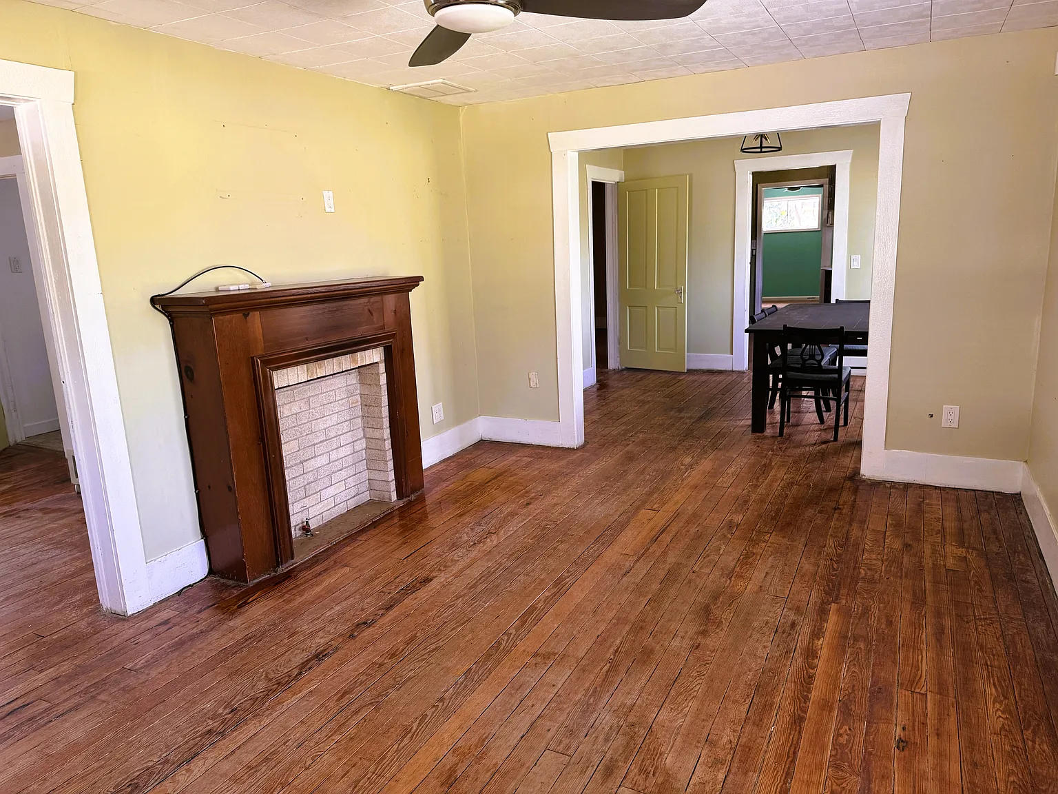 3 bed, 1784 sqft, $1,850 — Photo 3