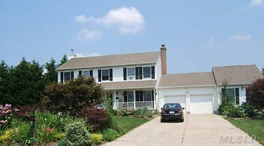 1st image of 28 Sunwood Dr