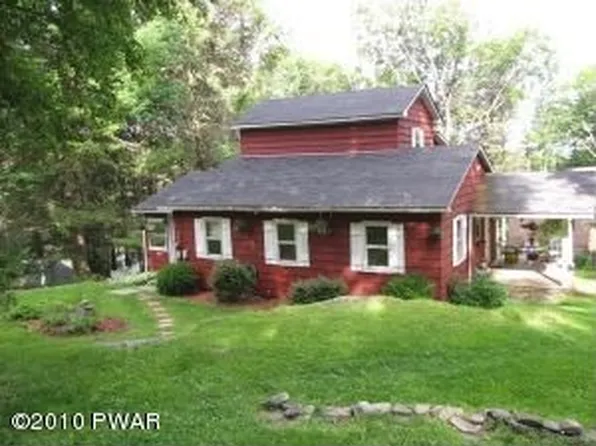 124 Cedar Tree Dr, Greentown, PA 18426