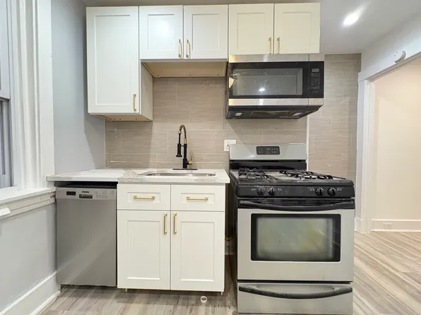 5836 Phillips Ave #1, Pittsburgh, PA 15217