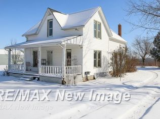 7991 W Dixon Rd, Reese, MI 48757