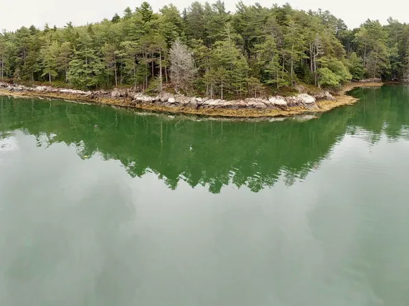 53 Abbott Cove Road, West Bath, ME 04530