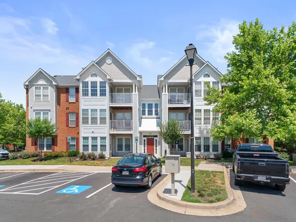 2444 Blue Spring Ct Unit 203, Odenton, MD 21113
