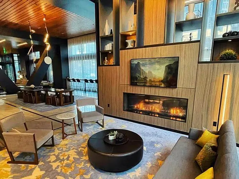 Building's Lounge