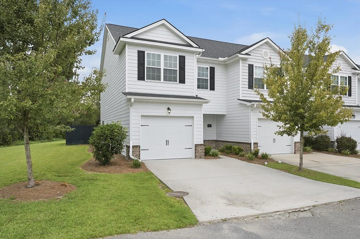 Harris Trail Rental Homes — Photo 2