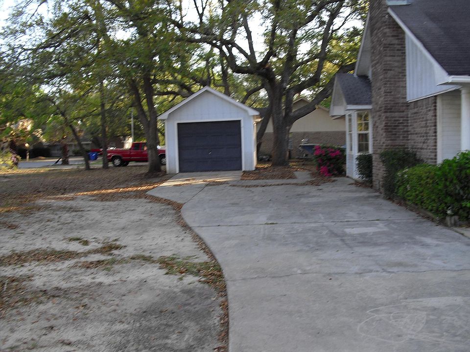 2nd image of 7032 Red Bud Ct
