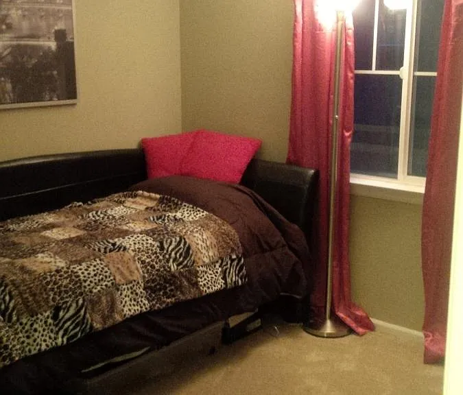 Second bedroom