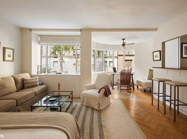 24 W 55th St APT 2G, New York, NY 10019